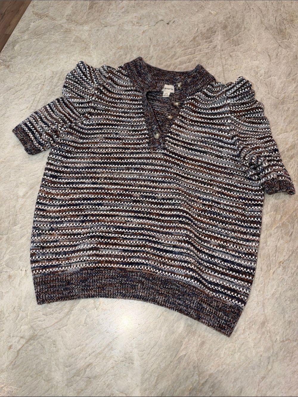Striped V‑Neck Short‑Sleeve Sweater in Brown/Black/White